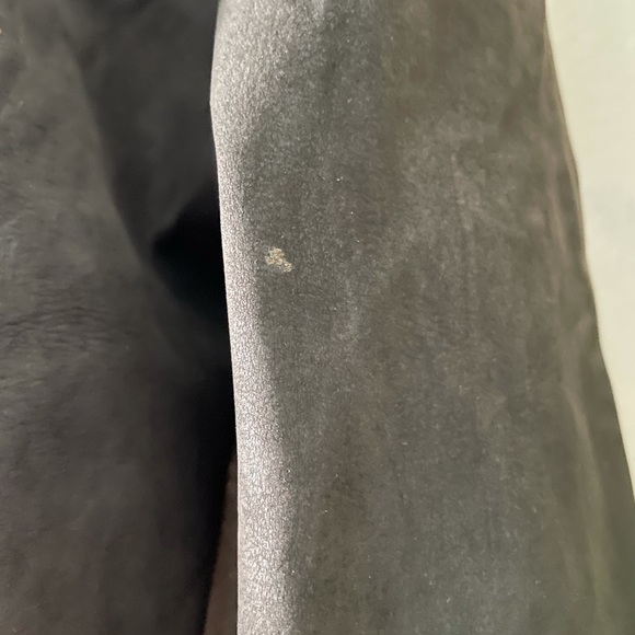 Edarly Leather Jacket with fur coating - Picture 7 of 9